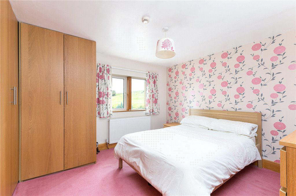 Stubley Farm Road, Heckmondwike, West Yorkshire, WF16, photo 27
