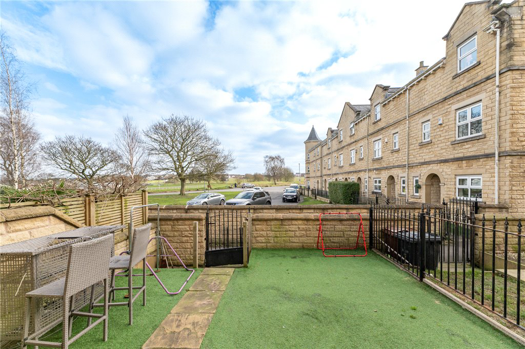Cavendish Mews, Drighlington, Bradford, West Yorkshire, BD11, photo 28