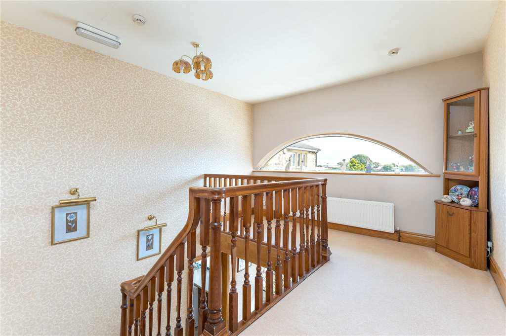 Stubley Farm Road, Heckmondwike, West Yorkshire, WF16, photo 33