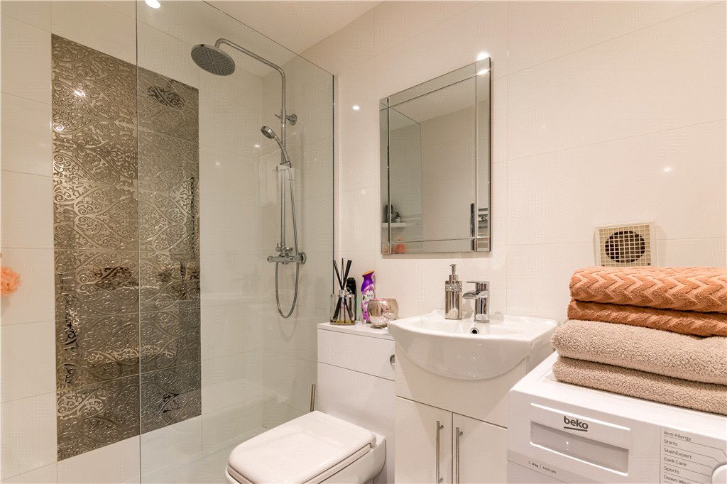 Main Street South, Aberford, Leeds, West Yorkshire, LS25, photo 20