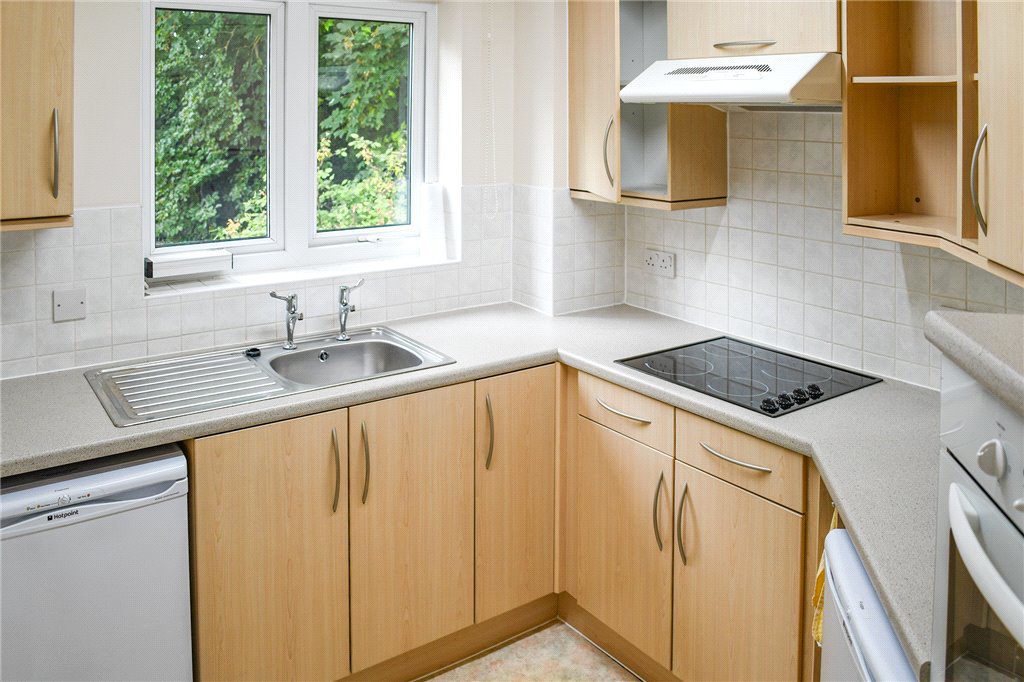 Aire Valley Court, Beech Street, Bingley, BD16, photo 2