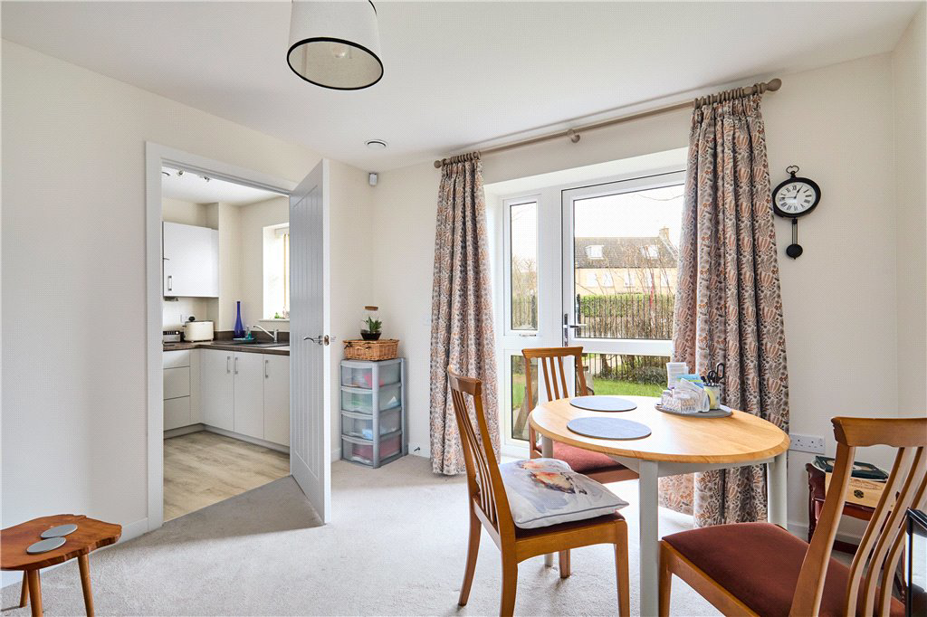 Summer Court, Burley in Wharfedale, Ilkley, West Yorkshire, LS29, photo 5