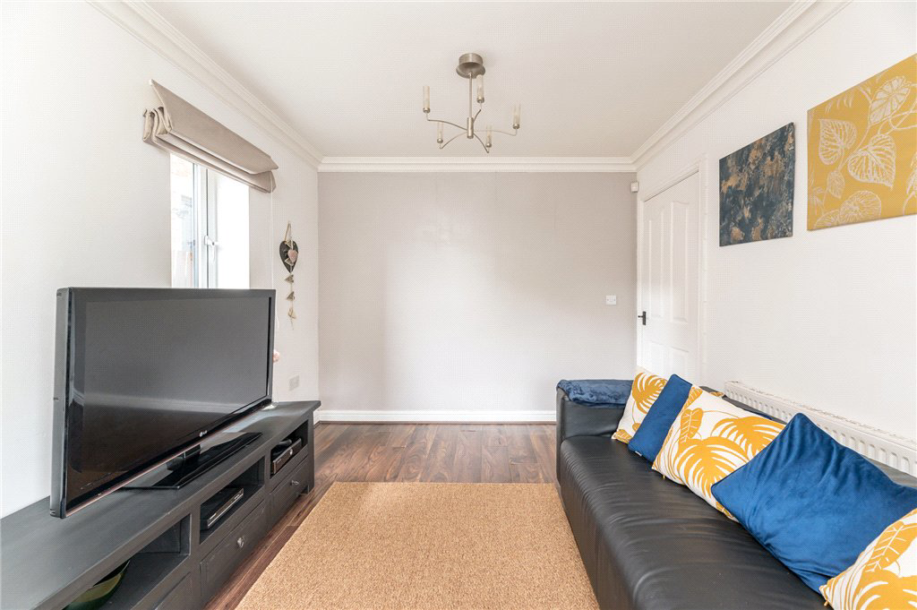Upper Green Drive, Tingley, Wakefield, West Yorkshire, WF3, photo 8