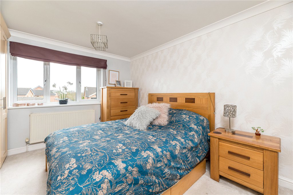 Upper Green Drive, Tingley, Wakefield, West Yorkshire, WF3, photo 17