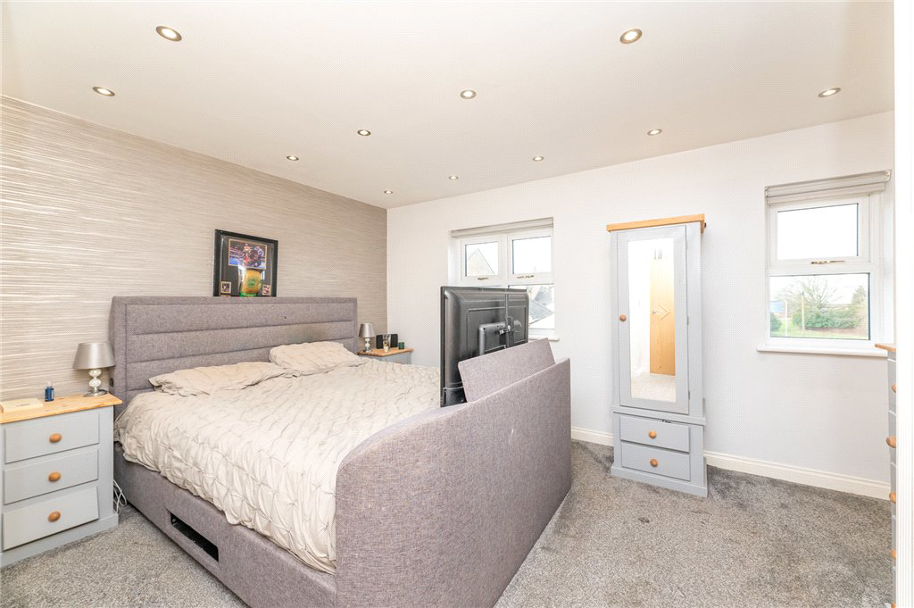 Cavendish Mews, Drighlington, Bradford, West Yorkshire, BD11, photo 13