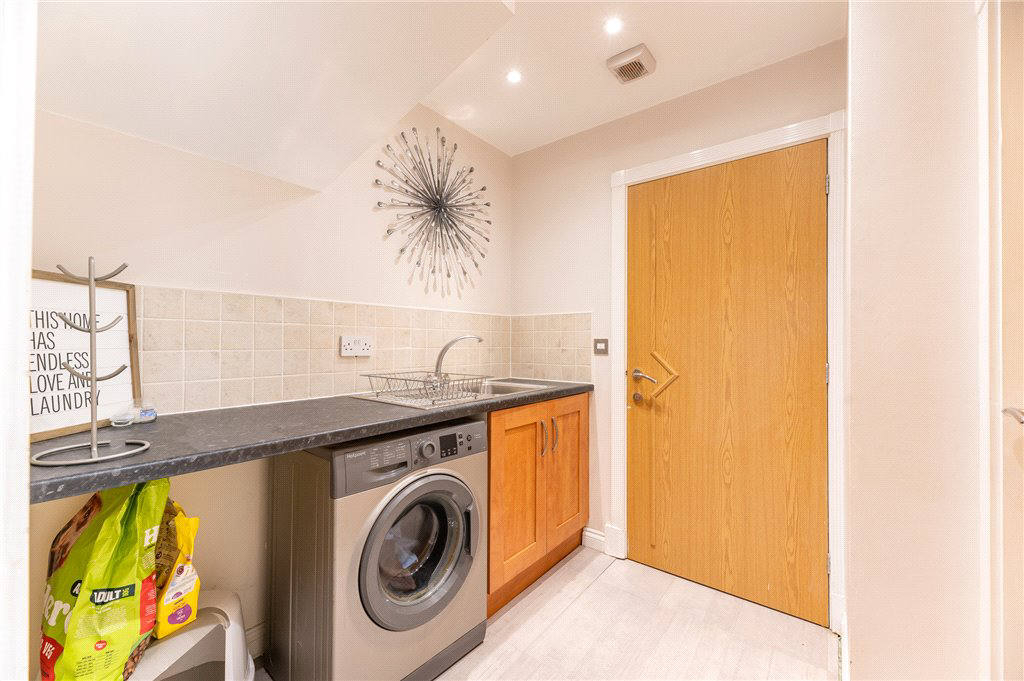 Cavendish Mews, Drighlington, Bradford, West Yorkshire, BD11, photo 11