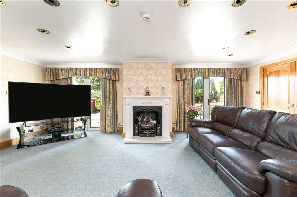Stubley Farm Road, Heckmondwike, West Yorkshire, WF16, photo 3
