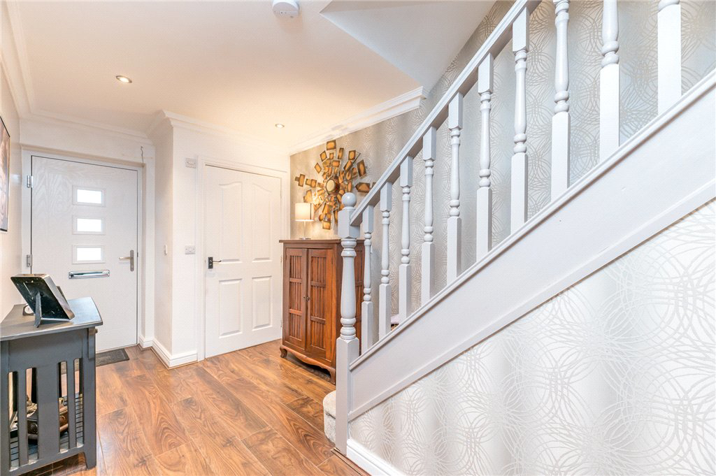 Upper Green Drive, Tingley, Wakefield, West Yorkshire, WF3, photo 16