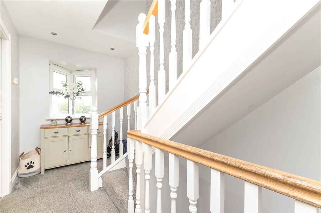 Cavendish Mews, Drighlington, Bradford, West Yorkshire, BD11, photo 25