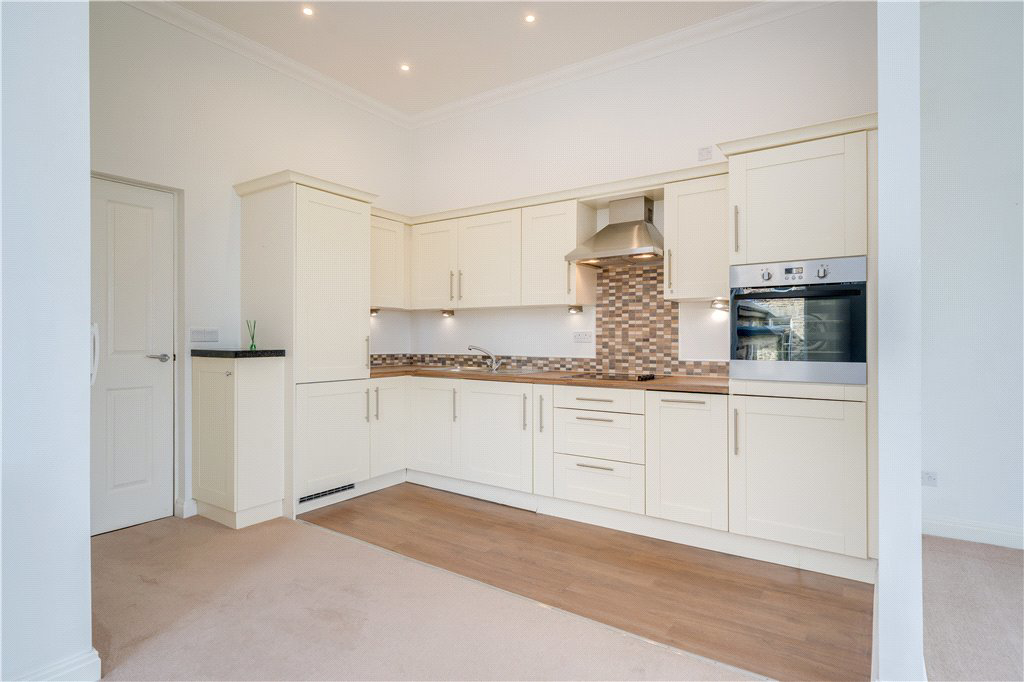 Otley Road, Harrogate, North Yorkshire, HG2, photo 3