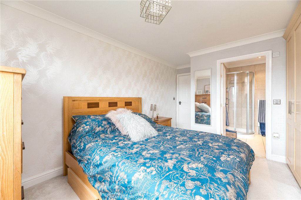 Upper Green Drive, Tingley, Wakefield, West Yorkshire, WF3, photo 18