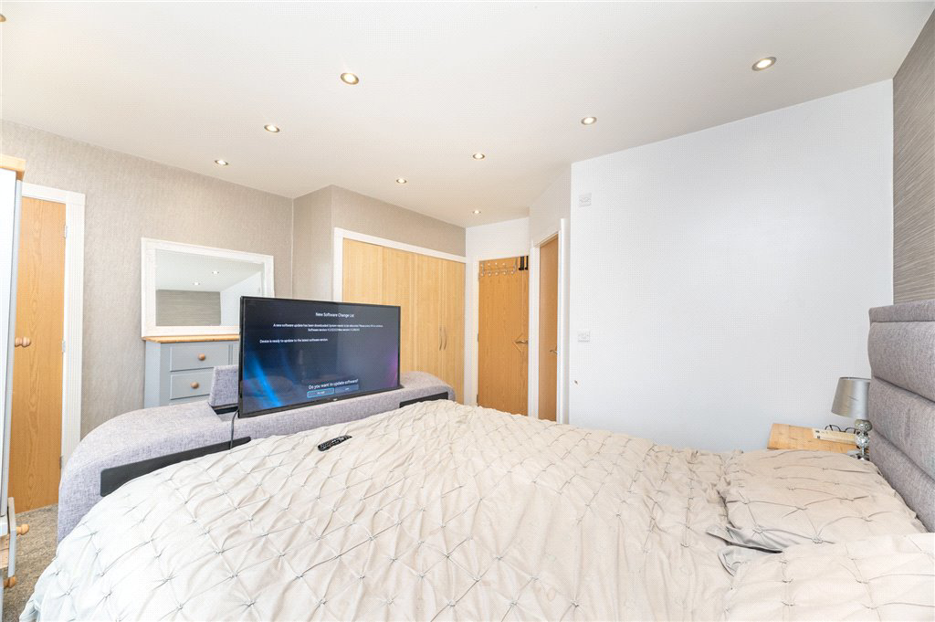 Cavendish Mews, Drighlington, Bradford, West Yorkshire, BD11, photo 15