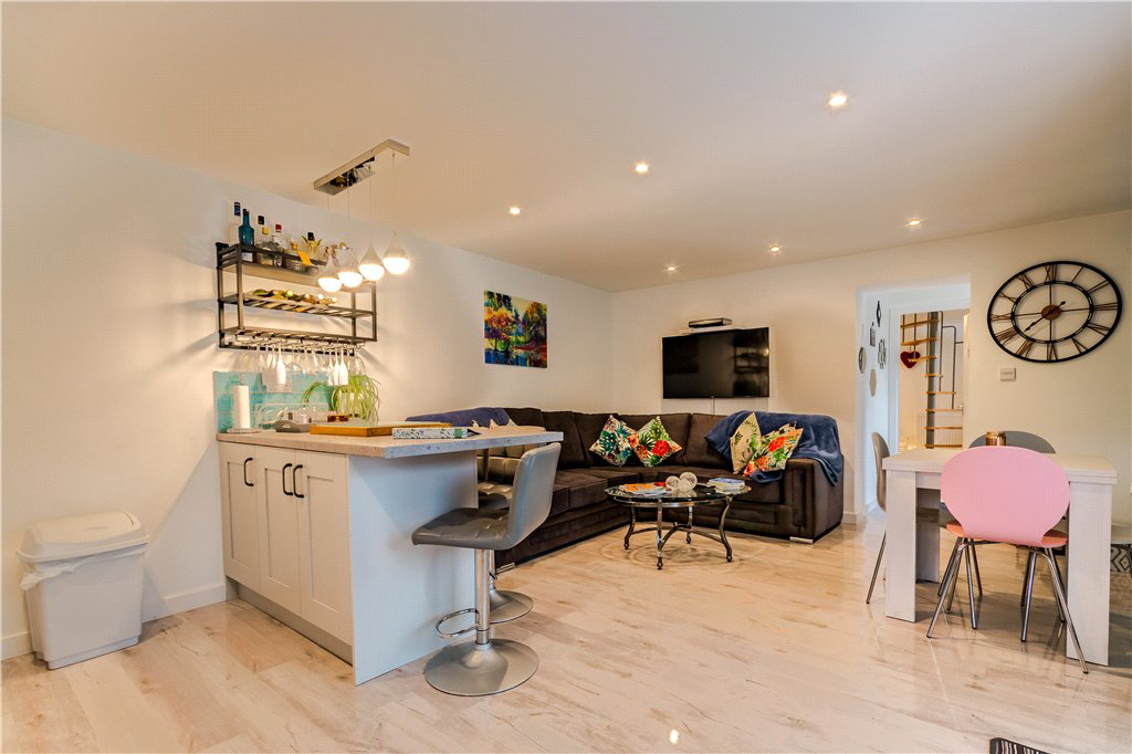 Main Street South, Aberford, Leeds, West Yorkshire, LS25, photo 25