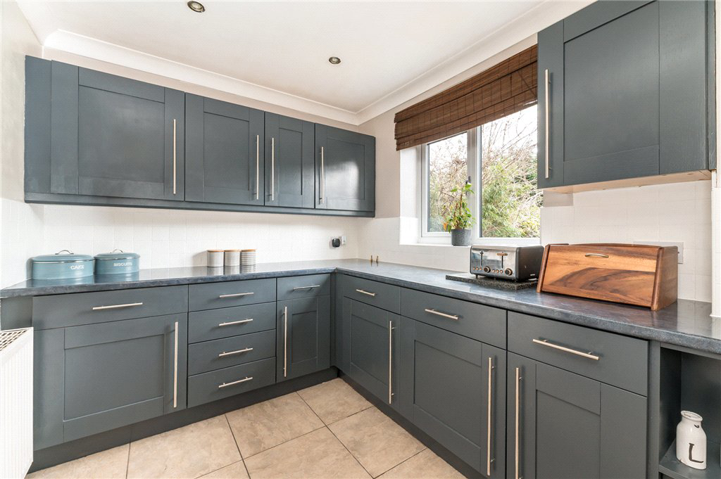 Upper Green Drive, Tingley, Wakefield, West Yorkshire, WF3, photo 11