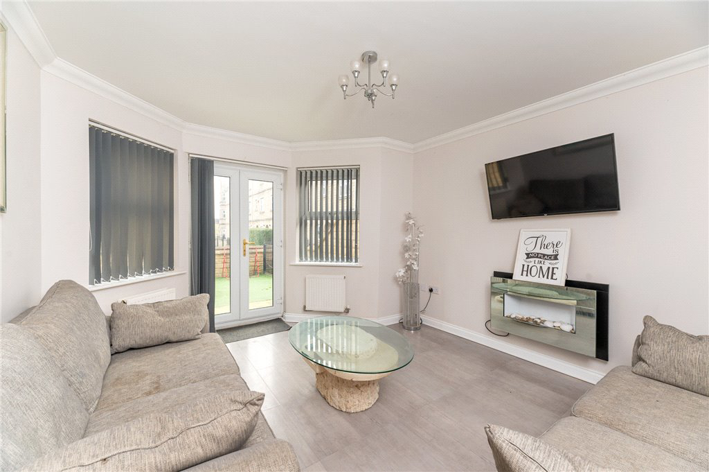 Cavendish Mews, Drighlington, Bradford, West Yorkshire, BD11, photo 6