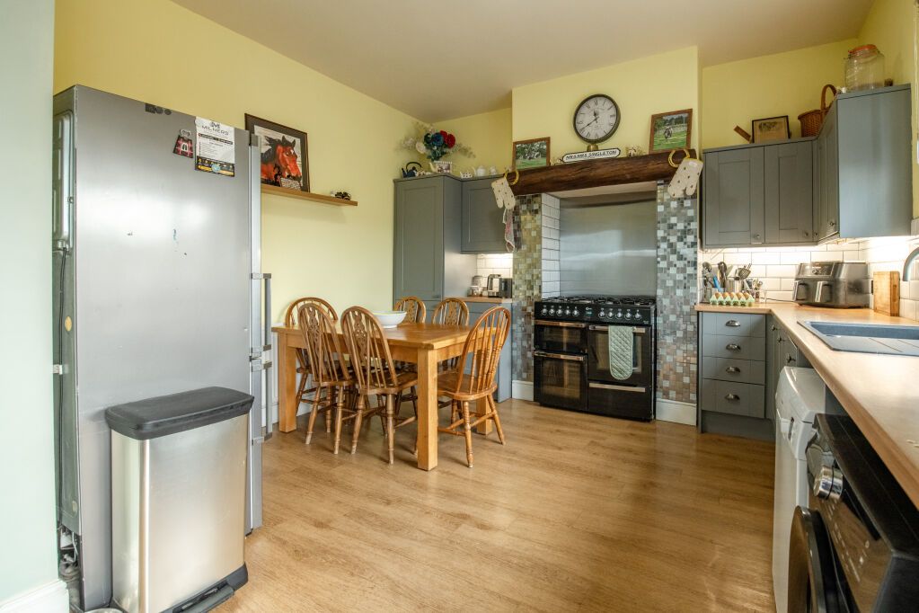 Midland Terrace, Hellifield, Skipton, North Yorkshire, BD23, photo 3