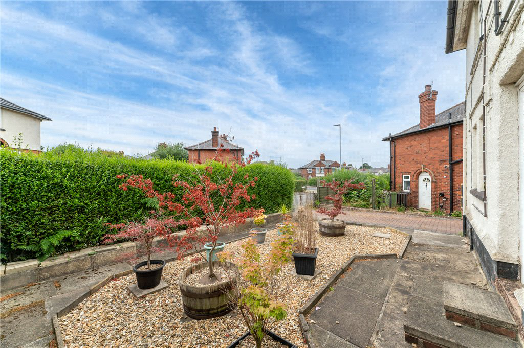 Ingle Grove, Morley, Leeds, West Yorkshire, LS27, photo 24