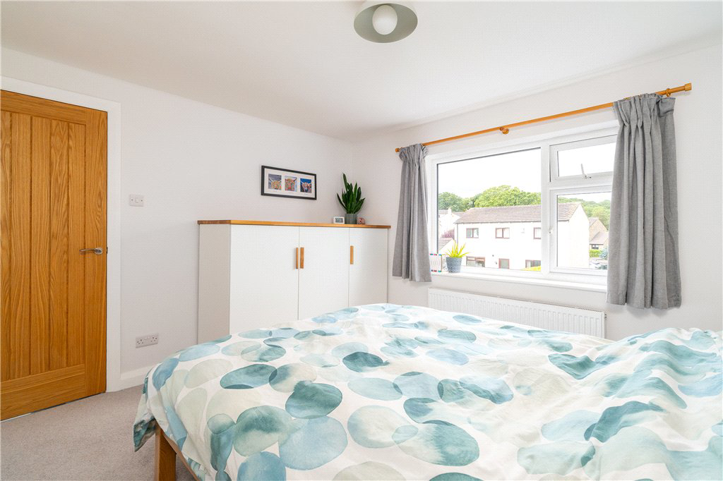 Hall Drive, Burley in Wharfedale, Ilkley, West Yorkshire, LS29, photo 28