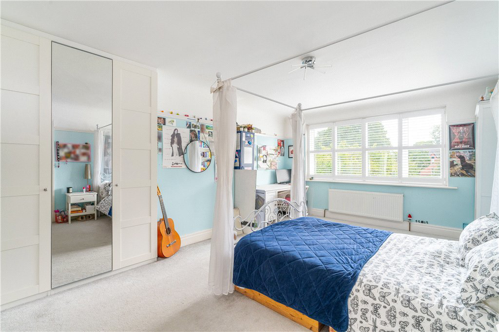 Hollin Gardens, Leeds, West Yorkshire, LS16, photo 16