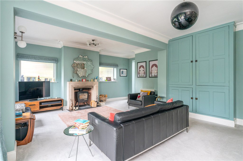 Hollin Gardens, Leeds, West Yorkshire, LS16, photo 5