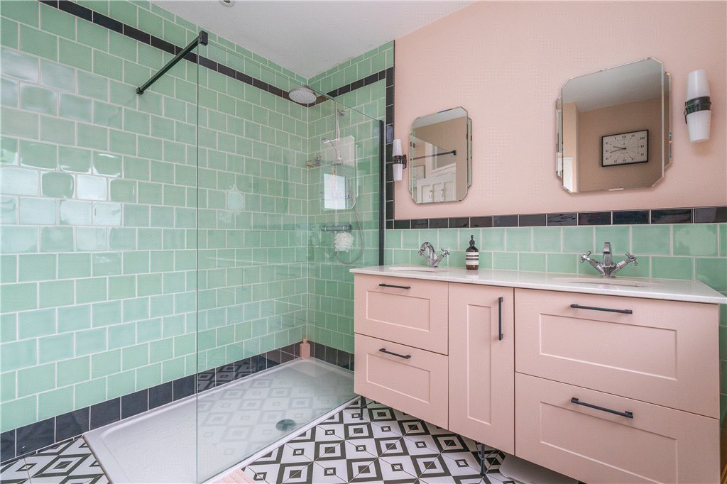Hollin Gardens, Leeds, West Yorkshire, LS16, photo 17