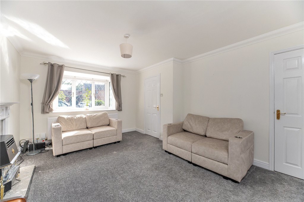 Topcliffe Grove, Morley, Leeds, West Yorkshire, LS27, photo 2