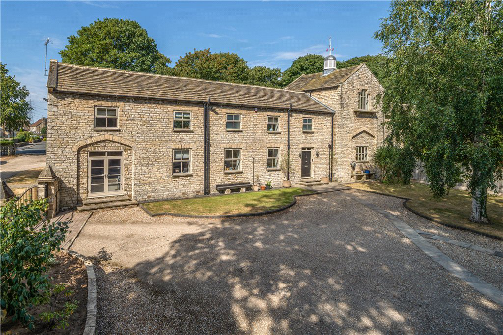 Chapel Street, Hillam, Leeds, North Yorkshire, LS25