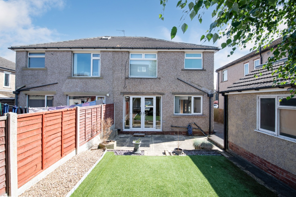 Woodside View, Cottingley, Bingley, West Yorkshire, BD16, photo 5