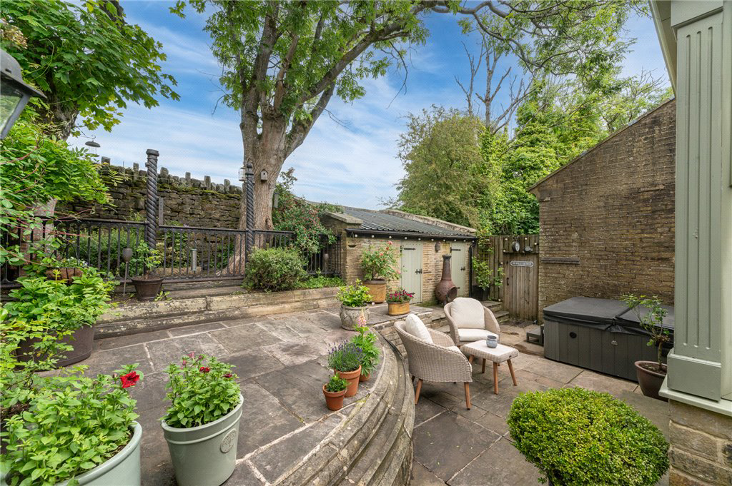 The Drive, Denholme, BD13, photo 13