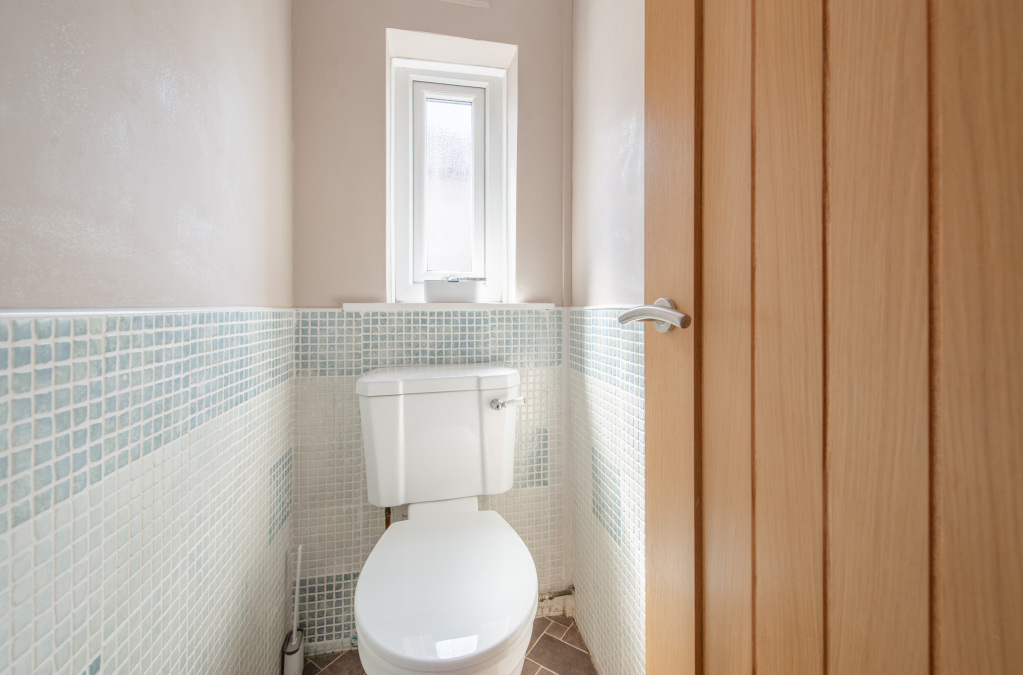 Woodside View, Cottingley, Bingley, West Yorkshire, BD16, photo 19
