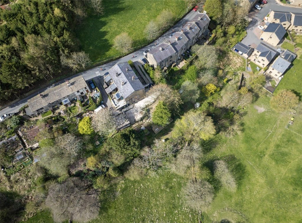 Denholme Road, Oxenhope, Keighley, West Yorkshire, BD22, photo 26