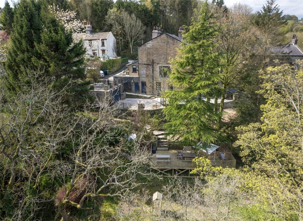 Denholme Road, Oxenhope, Keighley, West Yorkshire, BD22, photo 25