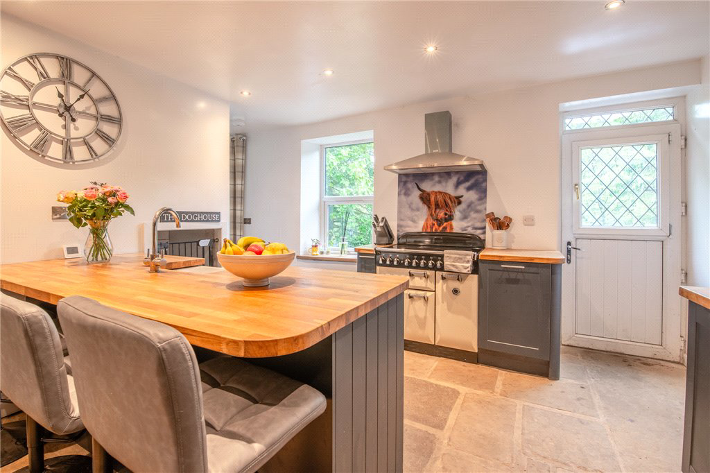 Denholme Road, Oxenhope, Keighley, West Yorkshire, BD22, photo 9