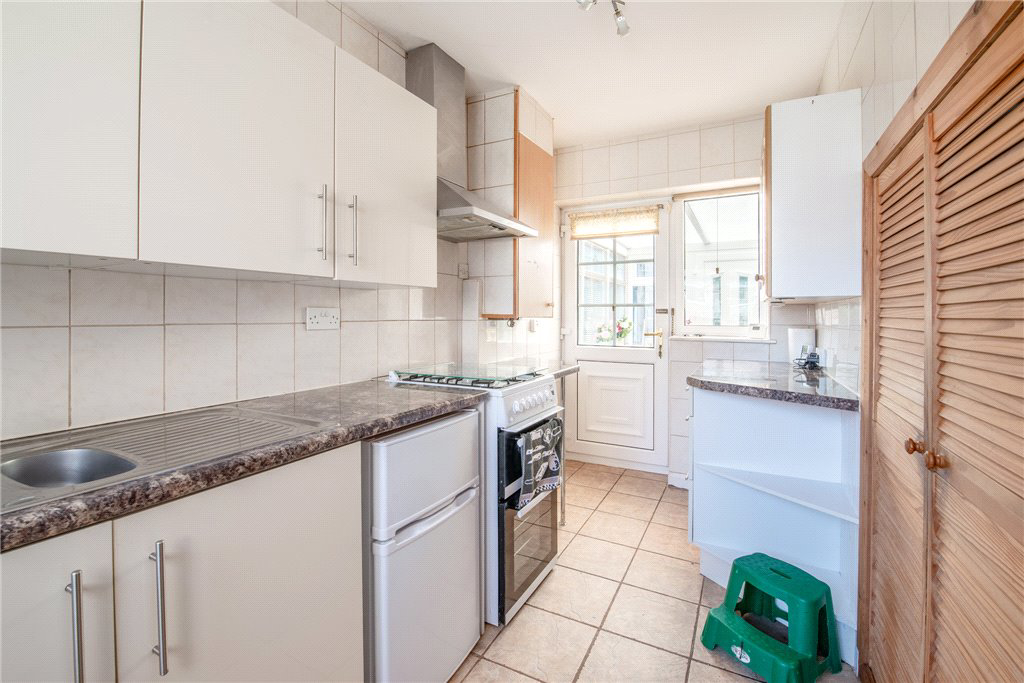 Nab Wood Grove, Shipley, West Yorkshire, BD18, photo 4