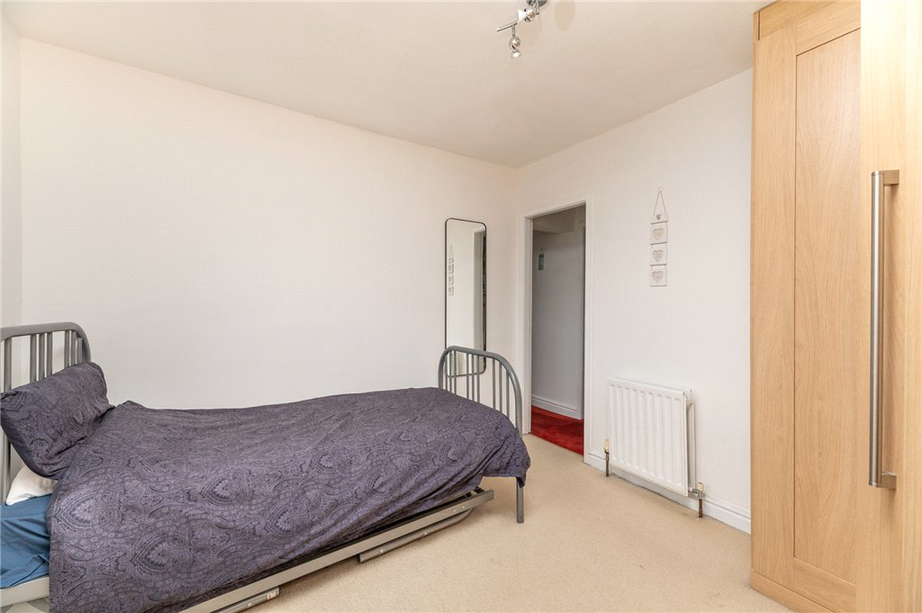 Bedroom (A)
