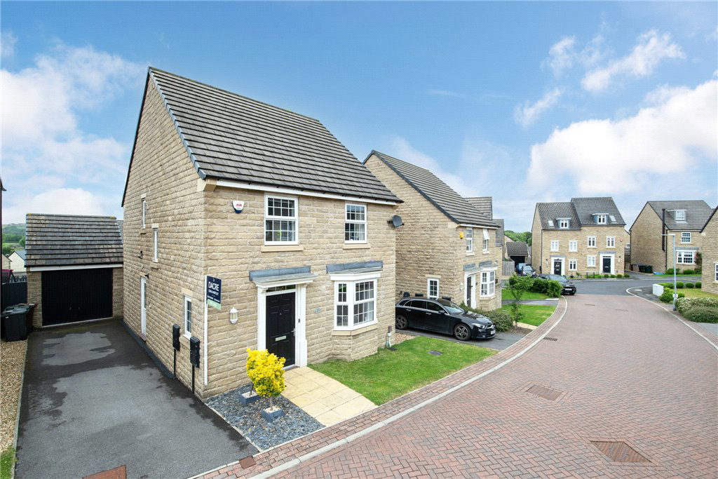 Castle Stead Crescent, Cullingworth, BD13