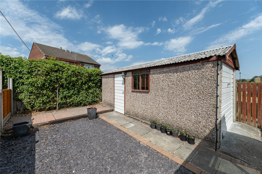 Alden Avenue, Morley, Leeds, West Yorkshire, LS27, photo 21
