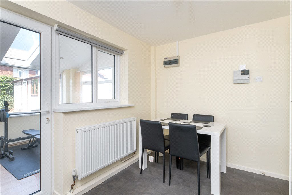 Alden Avenue, Morley, Leeds, West Yorkshire, LS27, photo 8