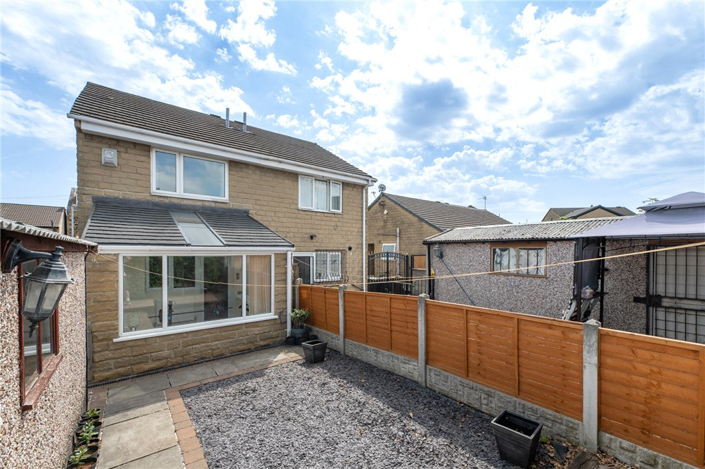 Alden Avenue, Morley, Leeds, West Yorkshire, LS27, photo 18