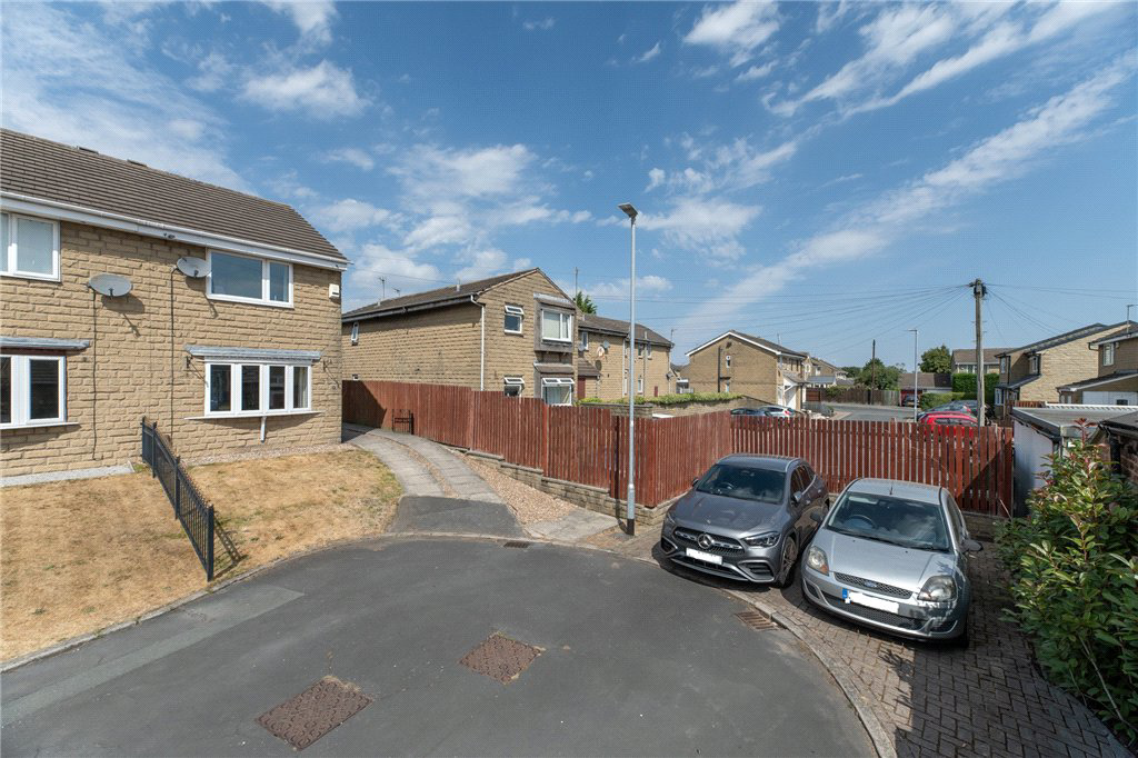 Alden Avenue, Morley, Leeds, West Yorkshire, LS27, photo 25