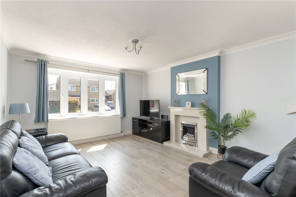 Alden Avenue, Morley, Leeds, West Yorkshire, LS27, photo 4