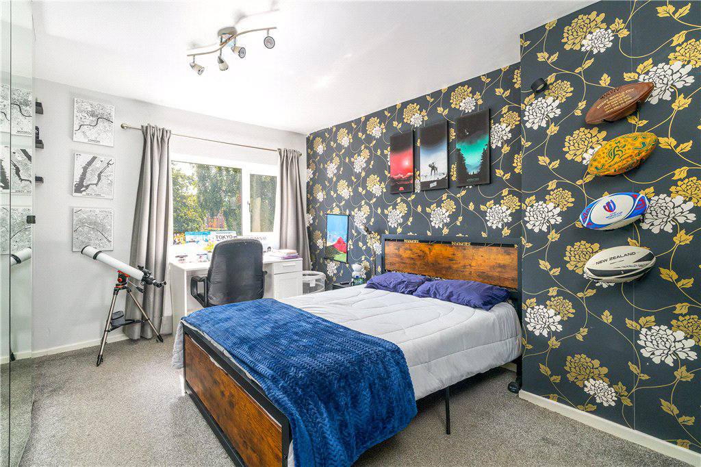 Colbert Avenue, Ilkley, West Yorkshire, LS29, photo 9
