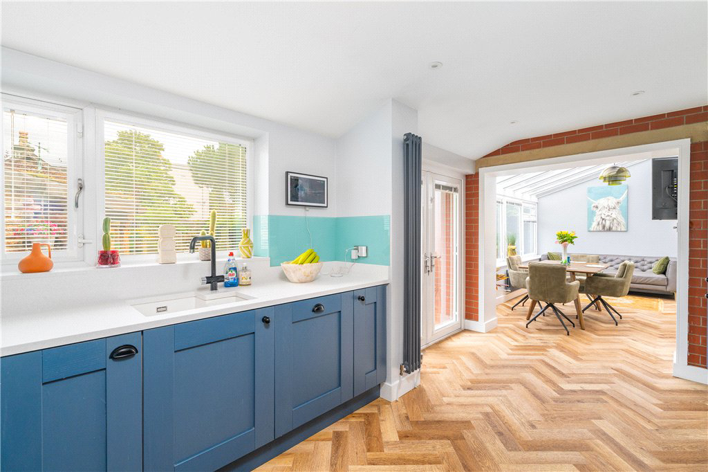 Sunset Drive, Ilkley, West Yorkshire, LS29, photo 5