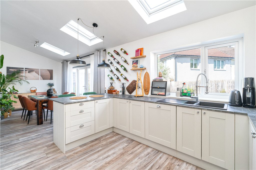 Colbert Avenue, Ilkley, West Yorkshire, LS29, photo 2