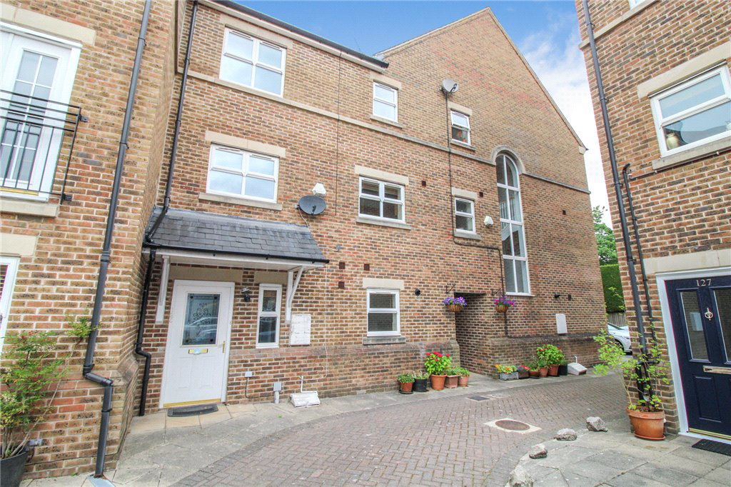 Carisbrooke Road, Leeds, West Yorkshire, LS16