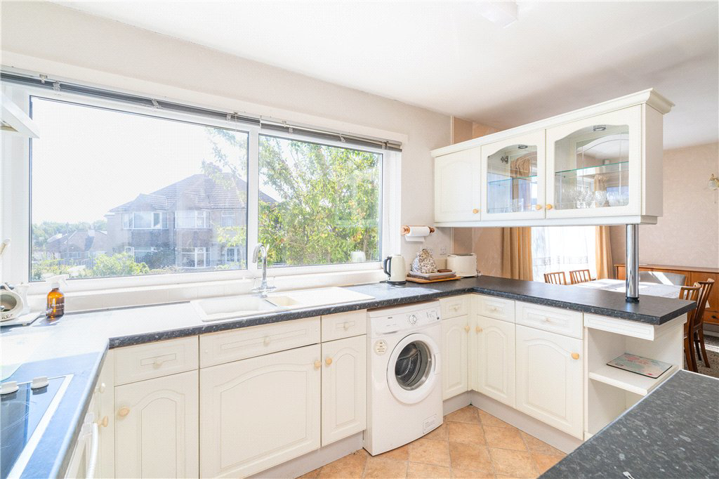Moorfield Drive, Baildon, West Yorkshire, BD17, photo 3