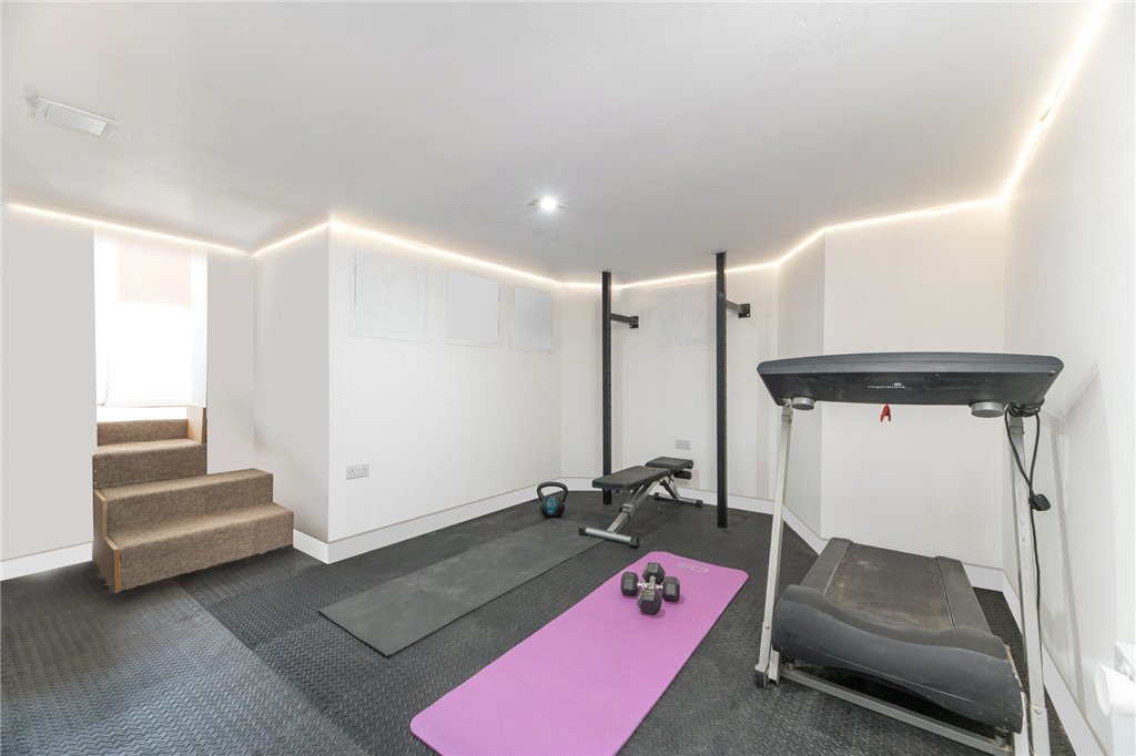 Rooms Lane, Morley, Leeds, West Yorkshire, LS27, photo 37