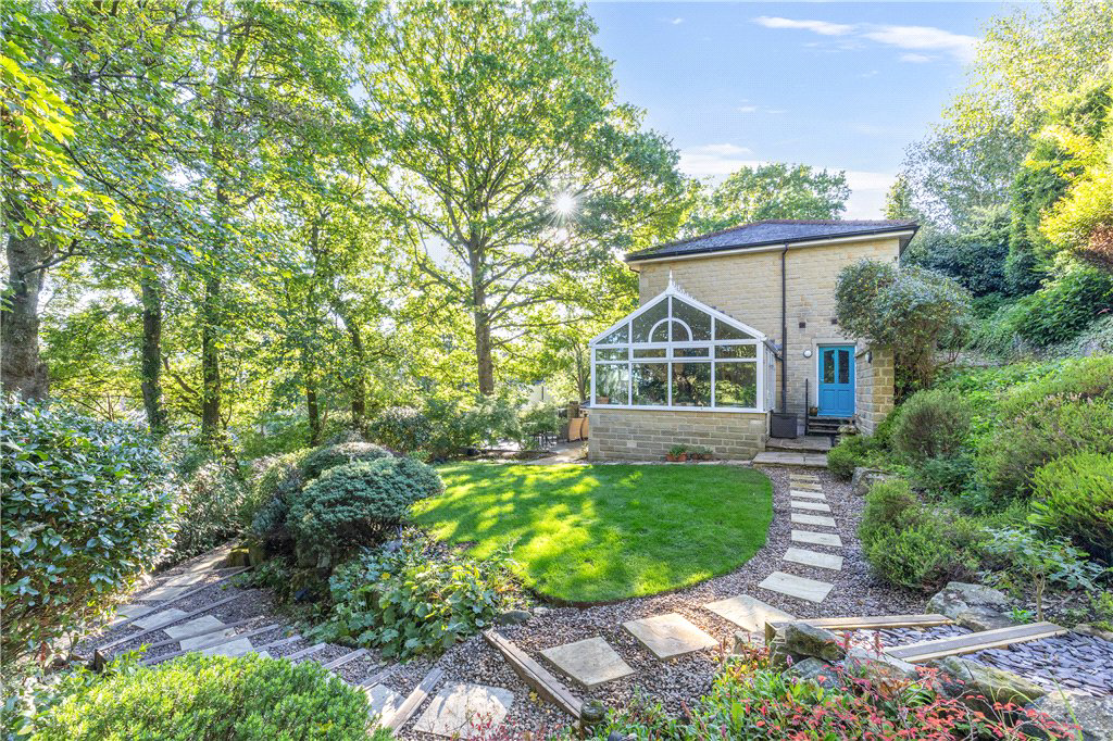 Curly Hill, Ilkley, West Yorkshire, LS29