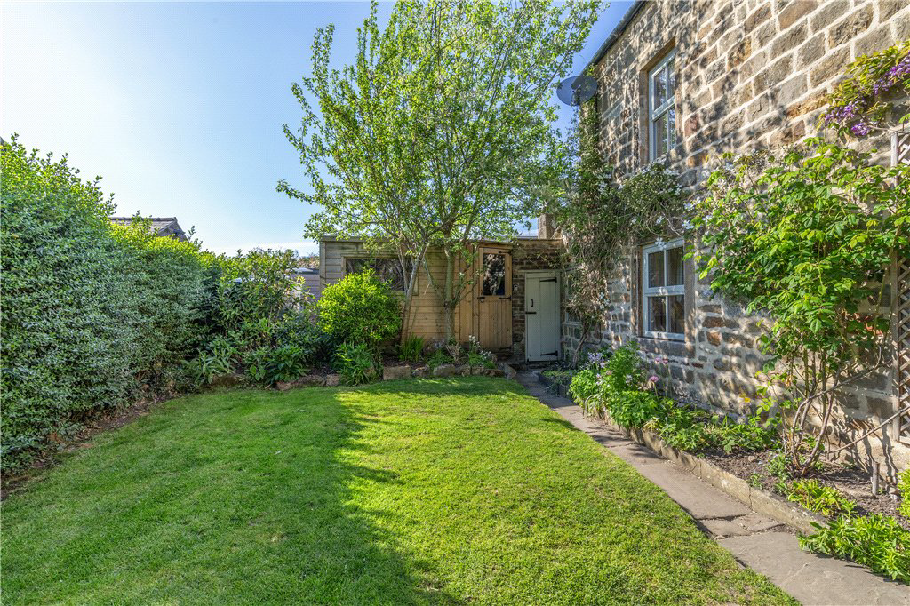 Askwith Lane, Askwith, Otley, North Yorkshire, LS21, photo 17