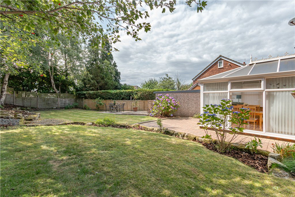 Kirkwood Way, Leeds, West Yorkshire, LS16, photo 16